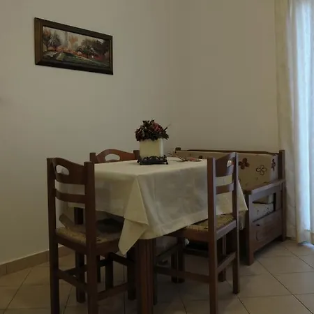 Διαμέρισμα Anemoni *